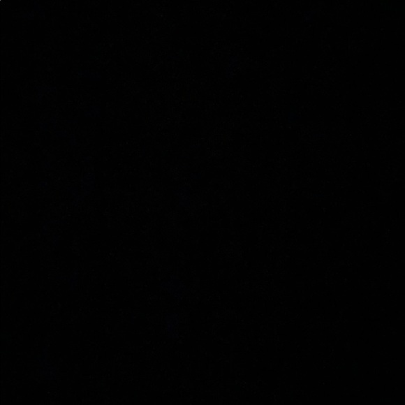 Meet your Posher, Laura - Picture 1 of 1